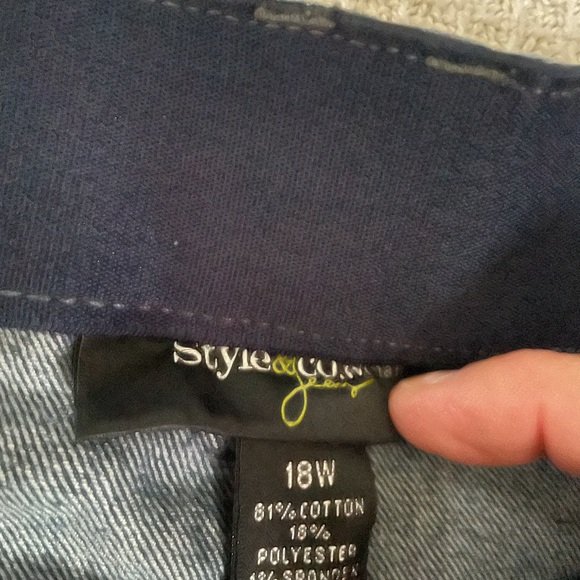 3pair capris good condition like too sell as bundle - Picture 5 of 5